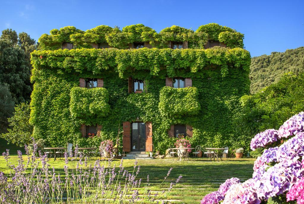L'Agnata Di De Andre Boutique Hotel Tempio Pausania Bagian luar foto