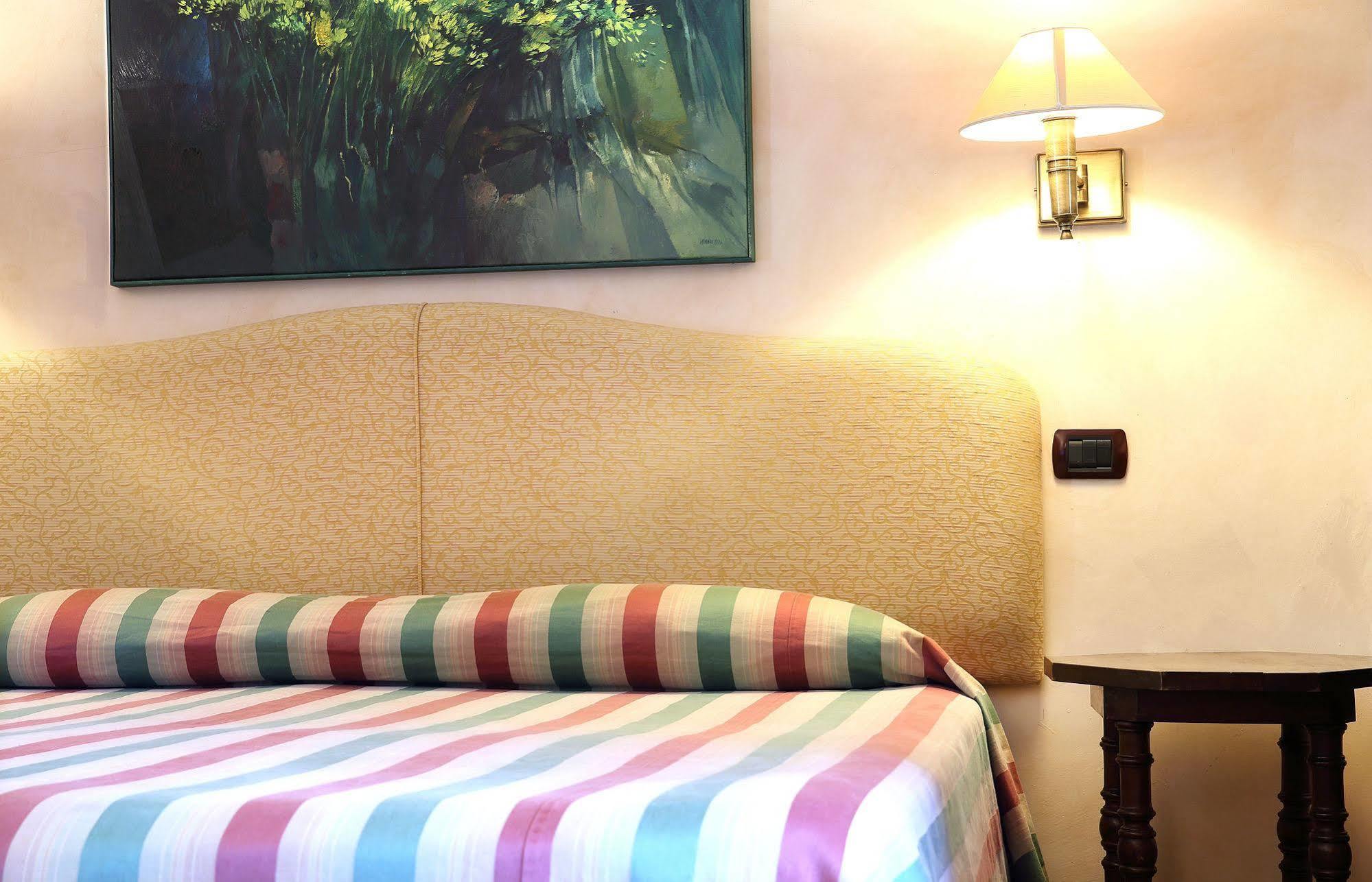L'Agnata Di De Andre Boutique Hotel Tempio Pausania Bagian luar foto