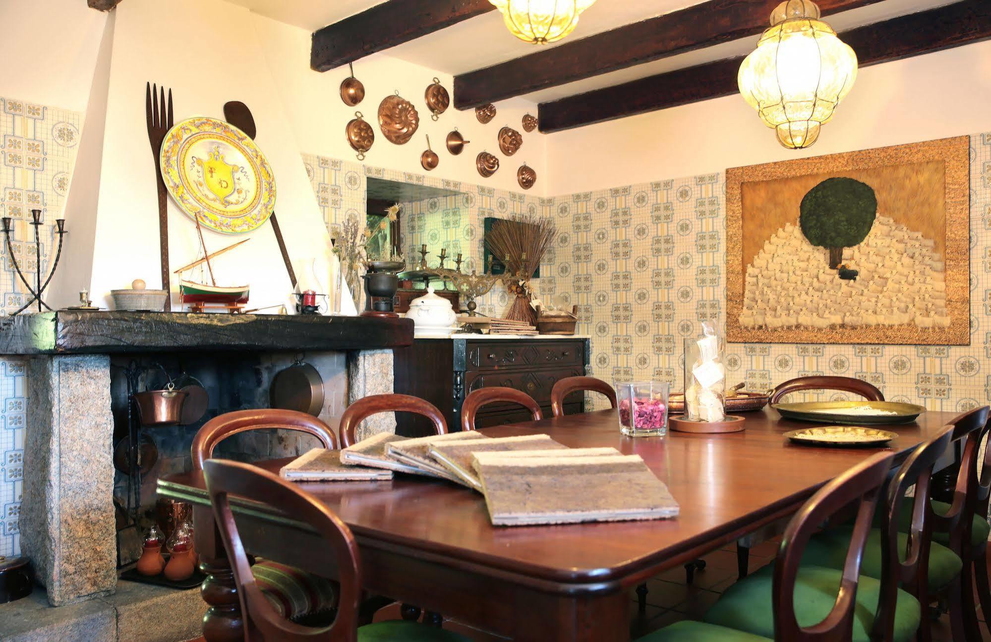 L'Agnata Di De Andre Boutique Hotel Tempio Pausania Bagian luar foto