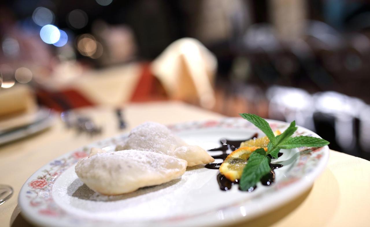 L'Agnata Di De Andre Boutique Hotel Tempio Pausania Bagian luar foto